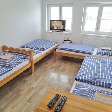 Apartman Plasy Экстерьер фото