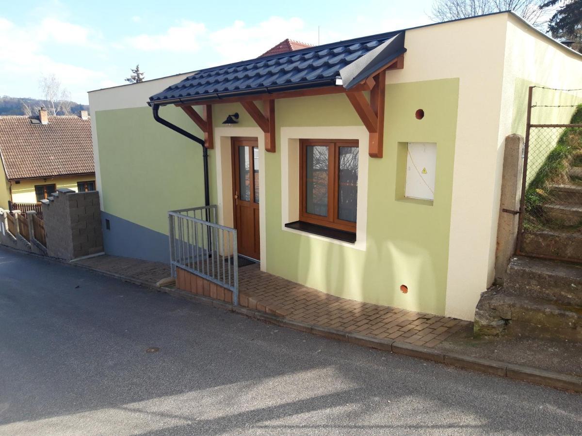 Apartman Plasy Экстерьер фото